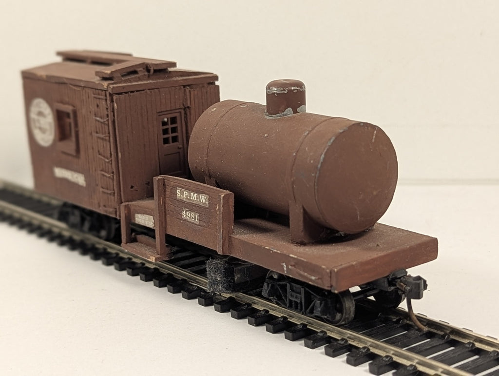 Kitbuilt HO Scale Southern Pacific MOW Water Car 4981 Southern Pacific MOW Brown