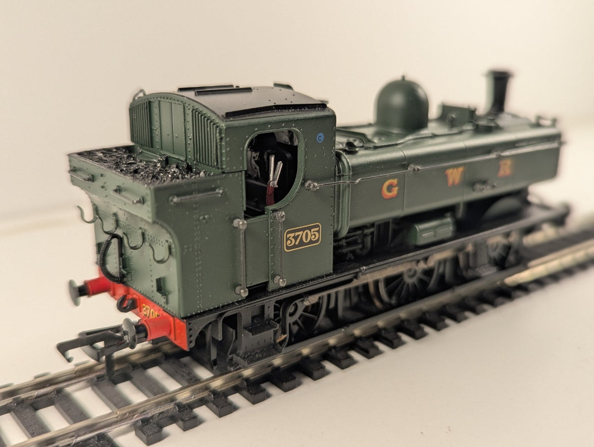 Bachmann 32-204 OO Gauge GWR 8750 Class Pannier Tank – Renumbered in GWR Green