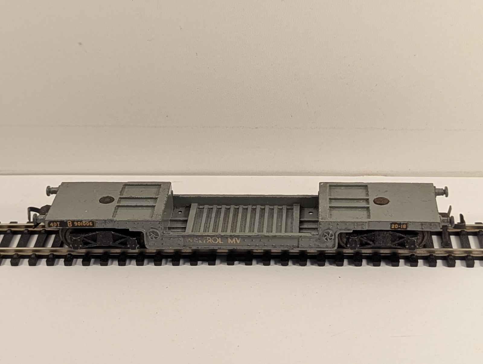 Hornby Dublo 4685 OO Gauge BR Grey 40t Weltrol MV Wagon B901006