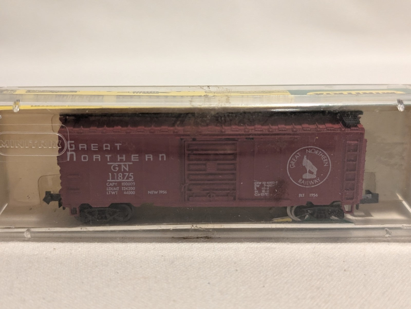 Minitrix 3201 N Gauge Box Car – Great Northern – 11875