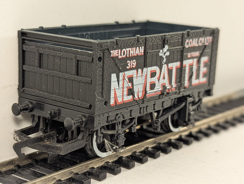 Hornby OO Gauge The Lothian Coal Co Ltd Newbattle 7-Plank Open Wagon 319