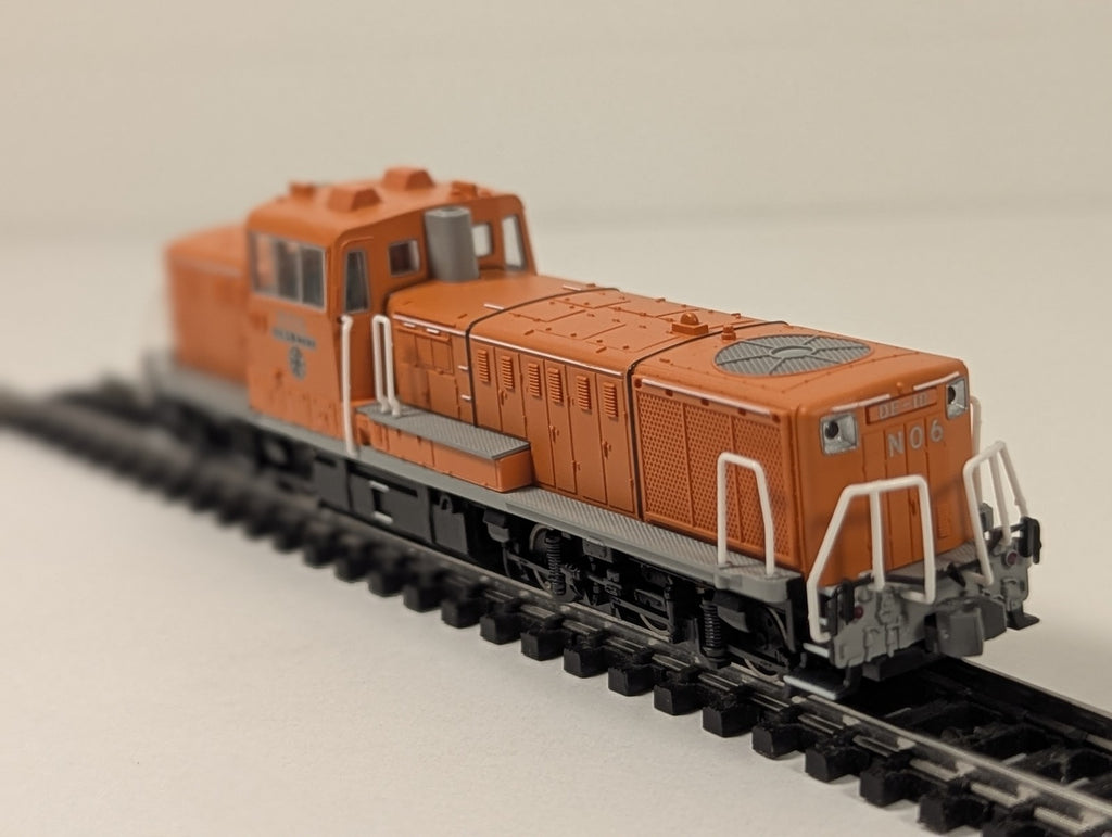 Micro Ace N Gauge Industrial 5-Axle Diesel Locomotive Orange N06
