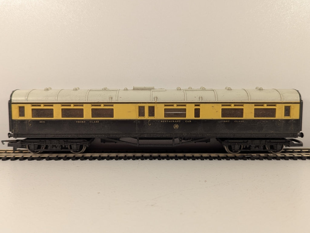 Hornby OO Gauge GWR Collett Restaurant Car