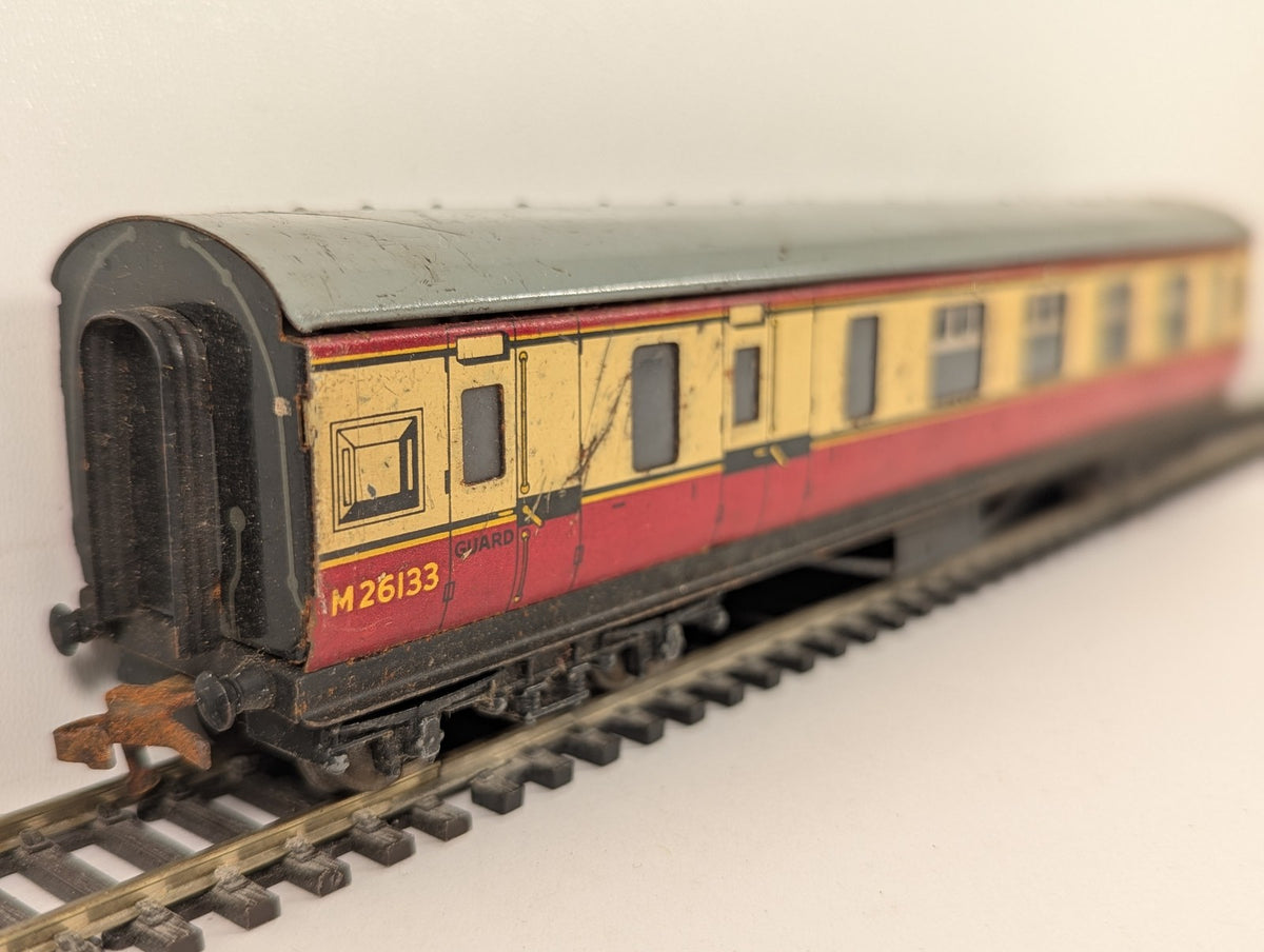 Hornby Dublo OO Gauge D12 BR Midland Region Brake Third Coach Passenger Coach