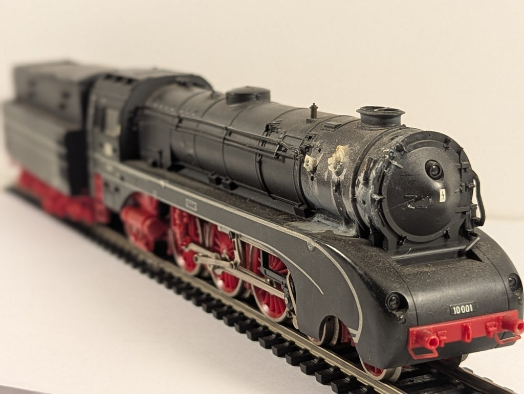 Lima HO Gauge DB BR Class 10 001 Steam Locomotive – Missing Parts