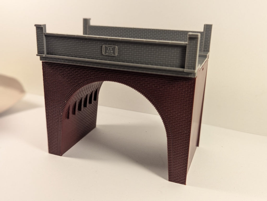 Hornby R189 OO Gauge Brick Bridge