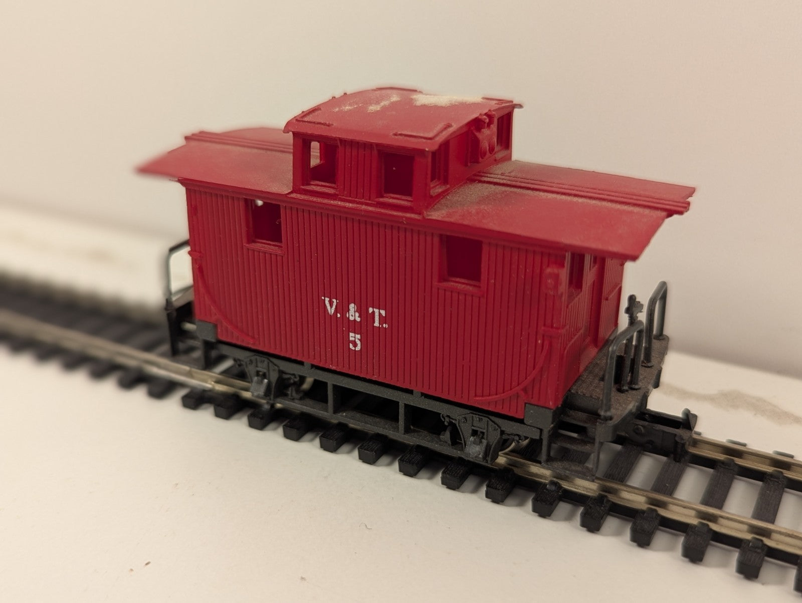 Rivarossi 2314 V&T Bobber Caboose Güterzugbegleitwagen