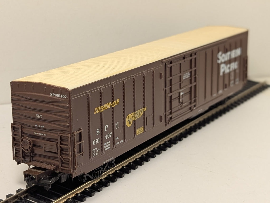 Walthers HO Gauge 50ft Smooth-Side Boxcar