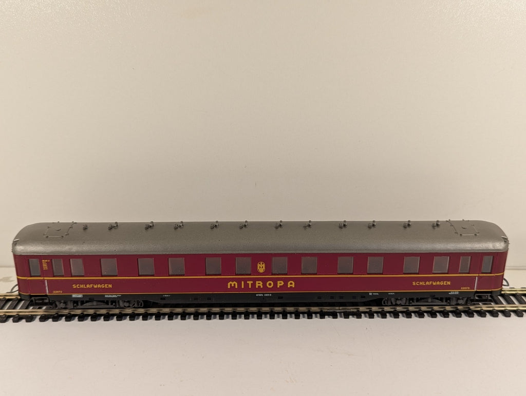 Liliput 837 076 HO Gauge Mitropa Buffet Car 22073 Boxed