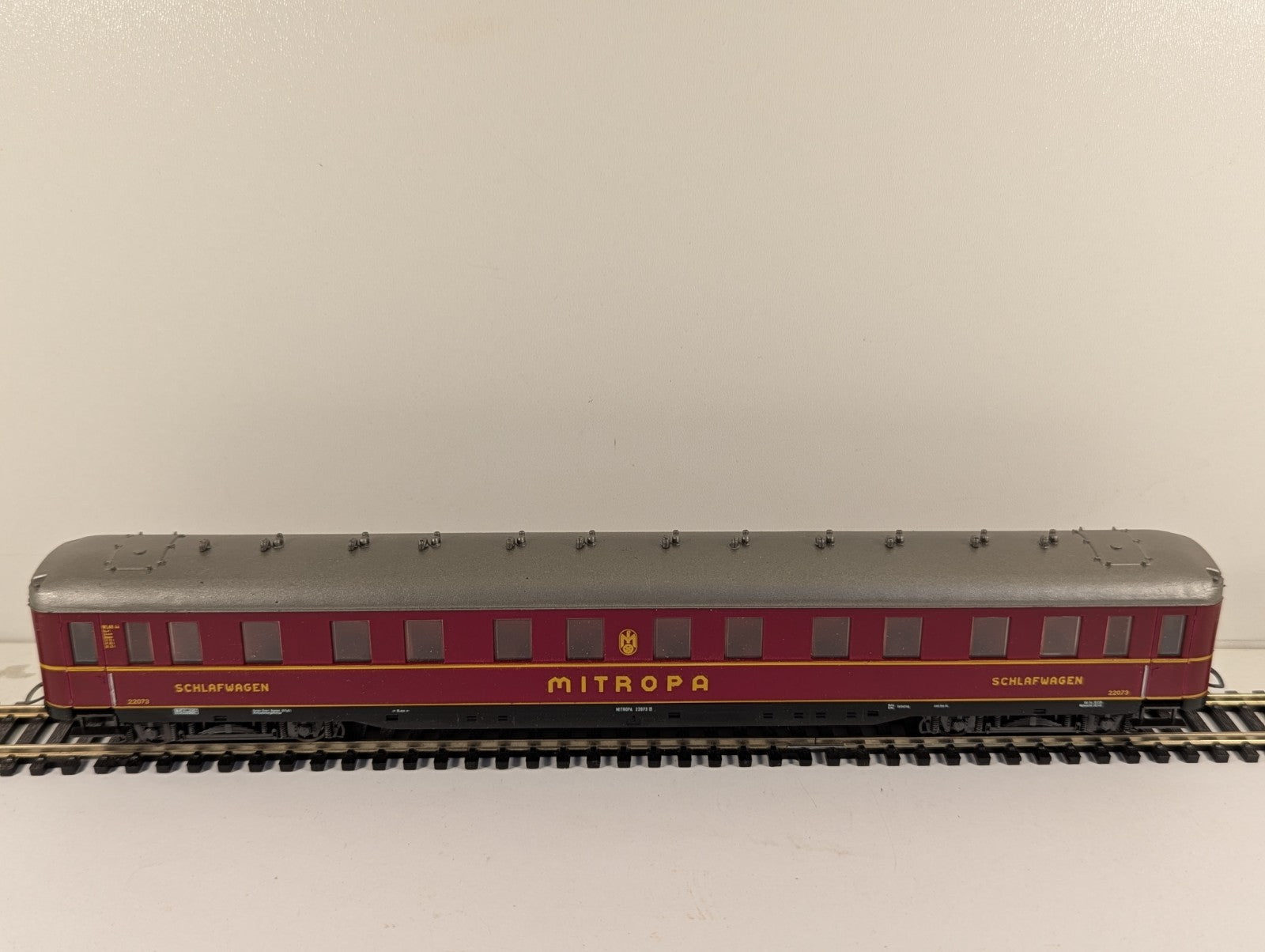 Liliput 837 076 HO Gauge Mitropa Buffet Car 22073 Boxed