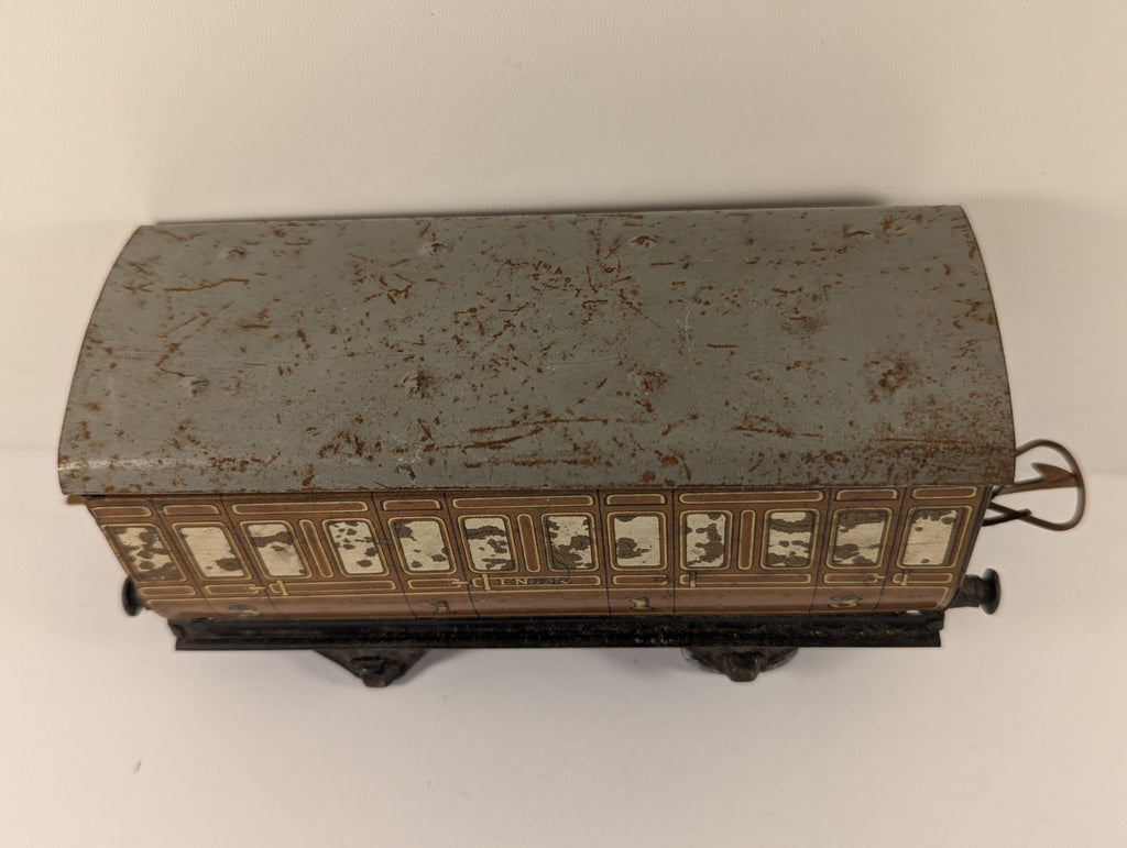 Hornby O Gauge LNER Teak 4-Wheel Coach