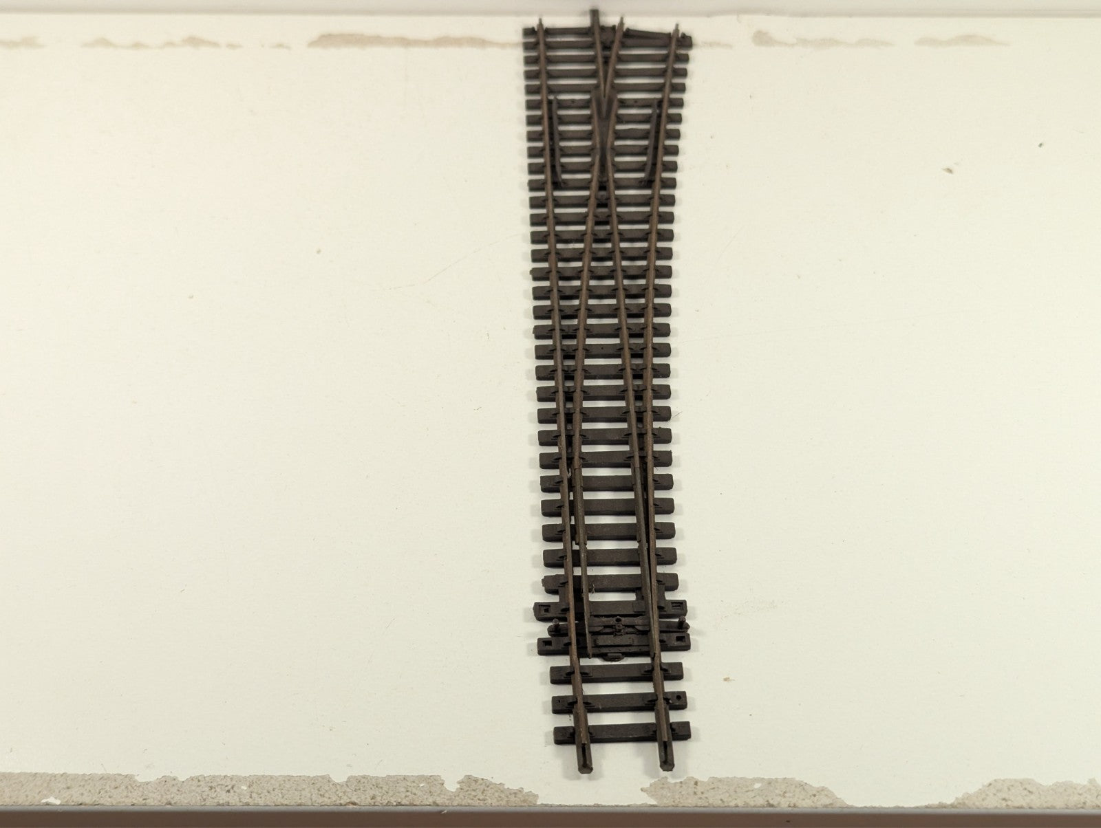 Peco OO Gauge Right-Hand Turnout - Rusty