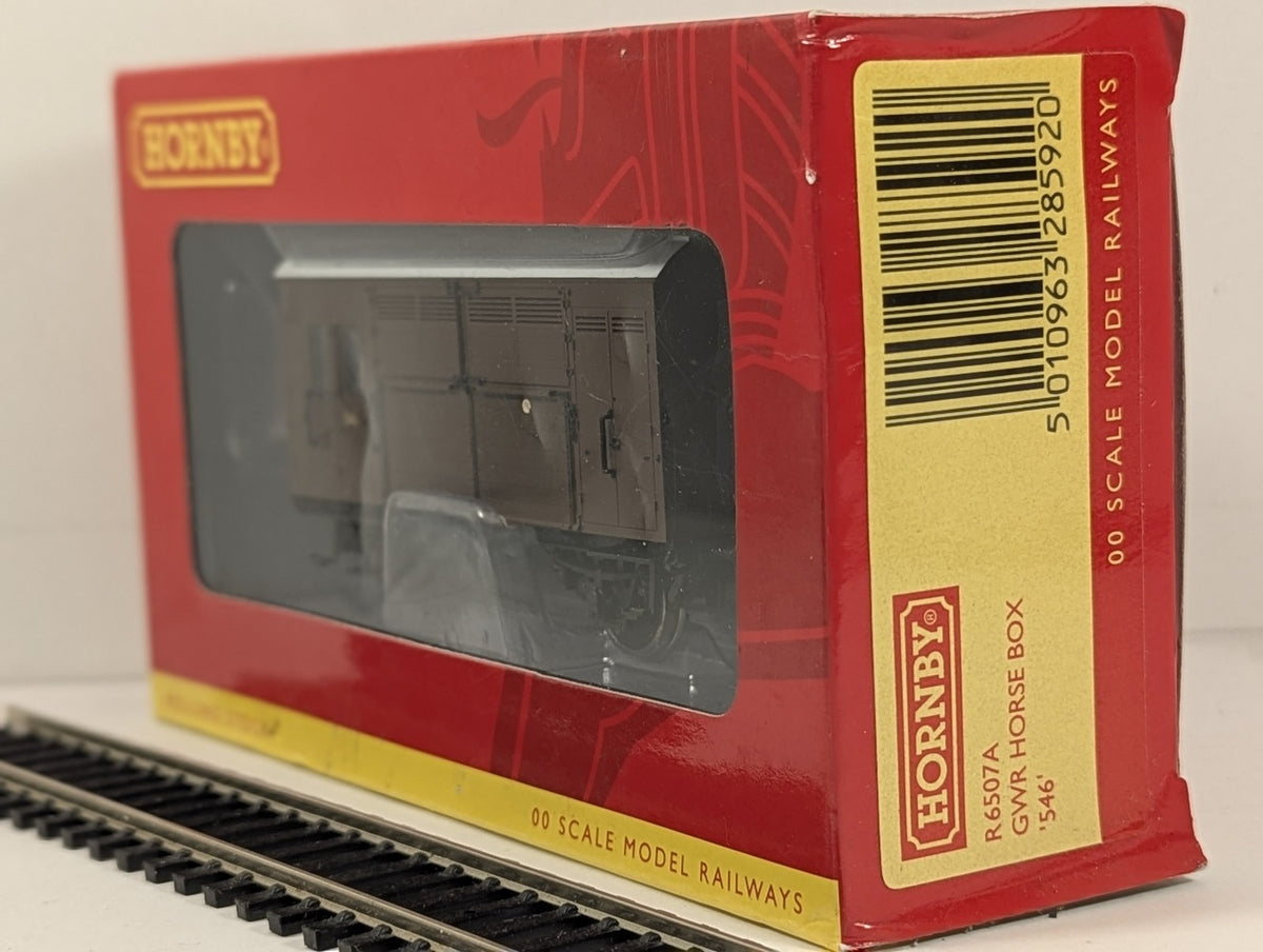 Hornby OO Gauge GWR Horse Box Goods Wagon 546 GWR Brown R6507A