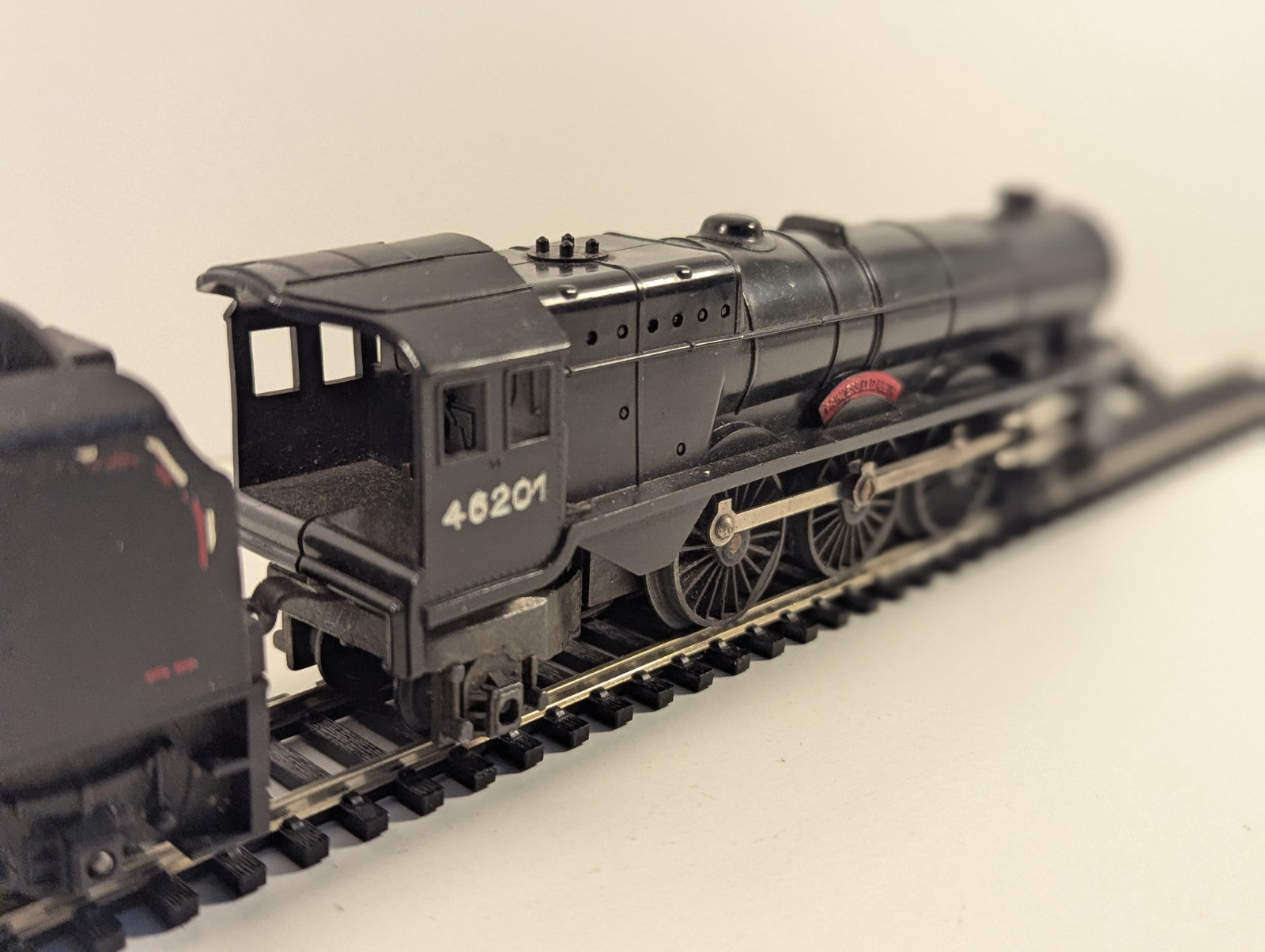 Tri-ang R50 OO Gauge Princess Elizabeth 4-6-2 No.46201 – Spares / Repair