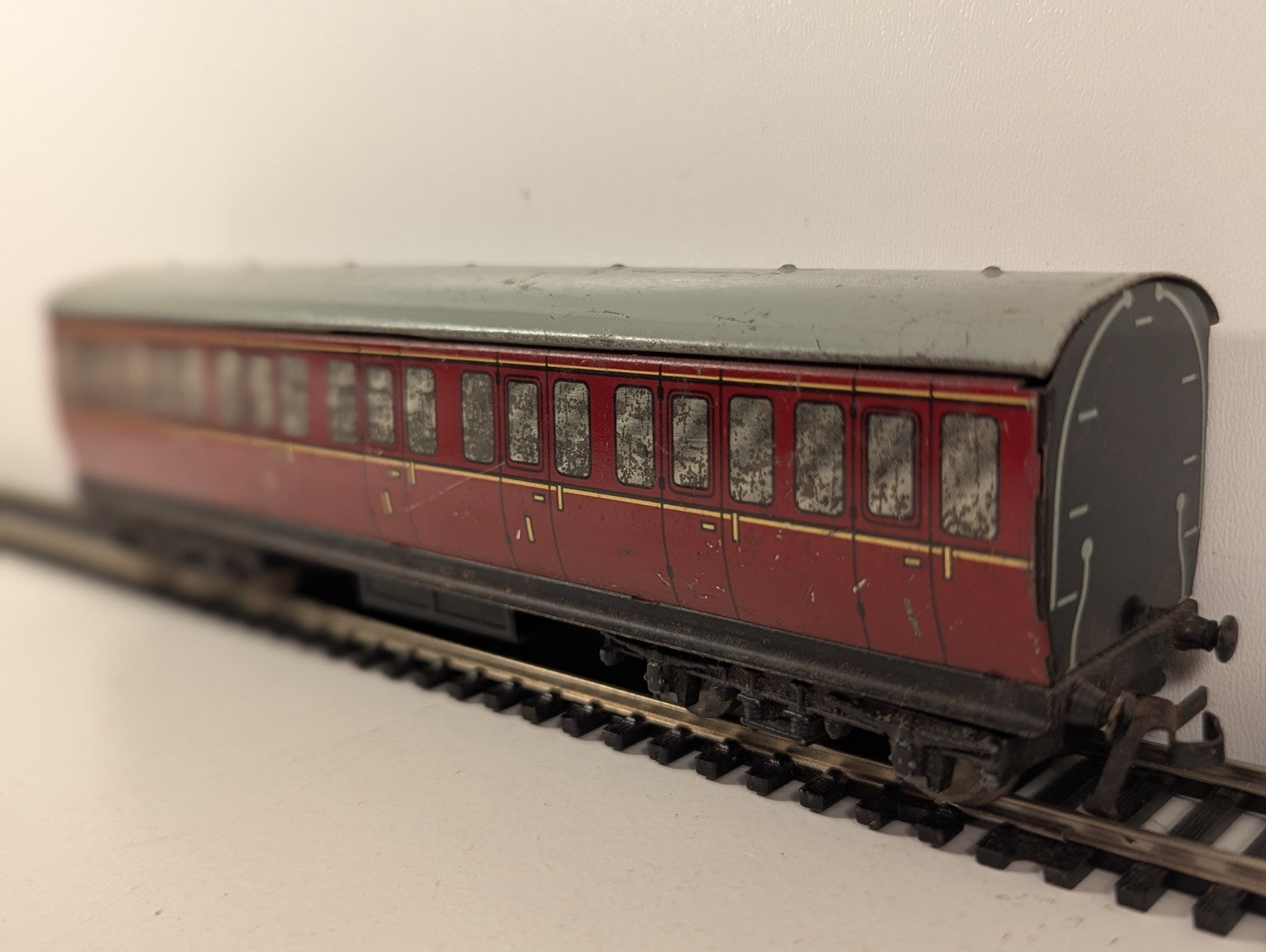 Hornby Dublo D11 Gresley Corridor Brake Third Coach OO Gauge