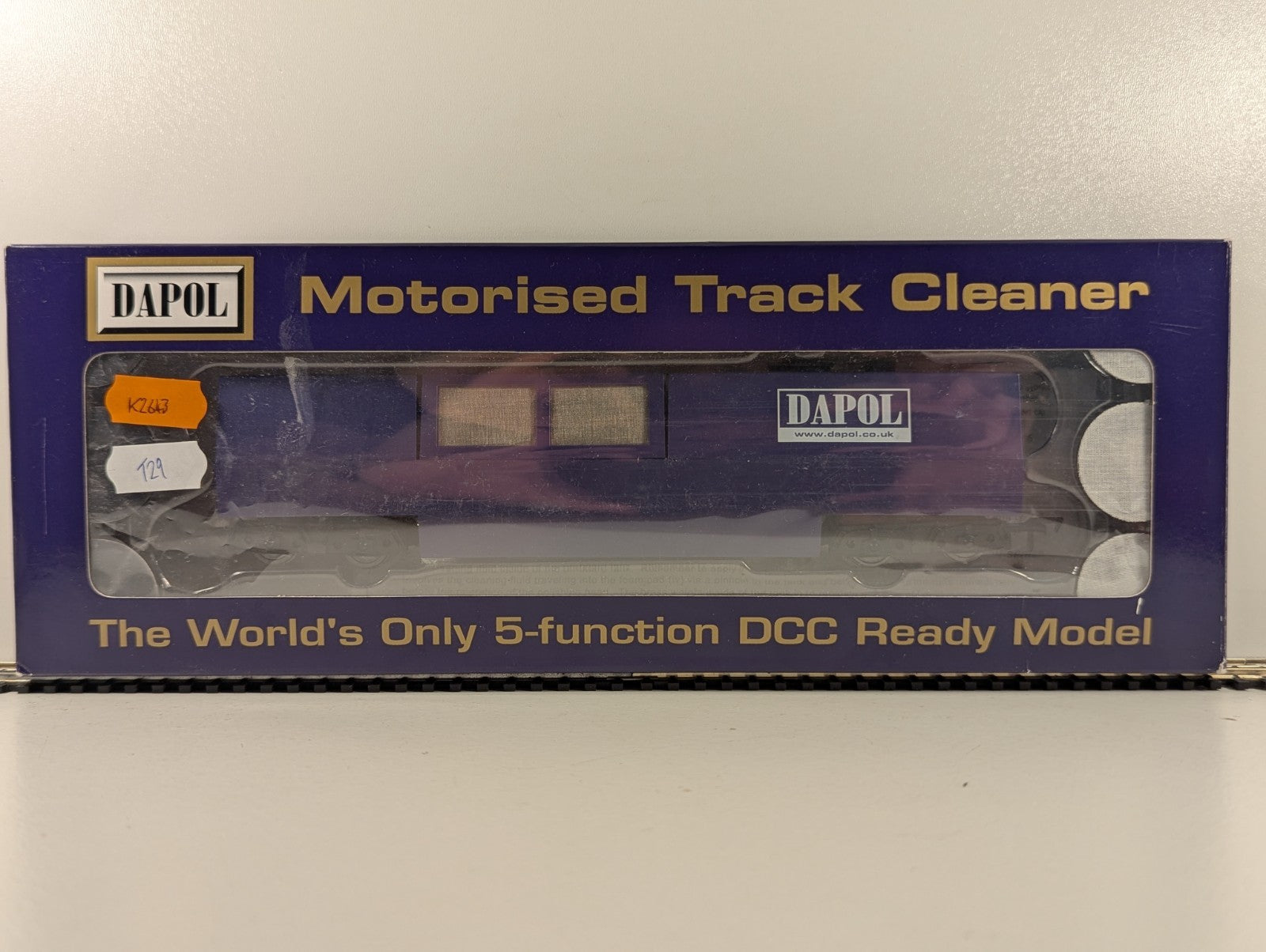 Dapol B800 OO/HO Gauge Motorised Track Cleaner - Boxed