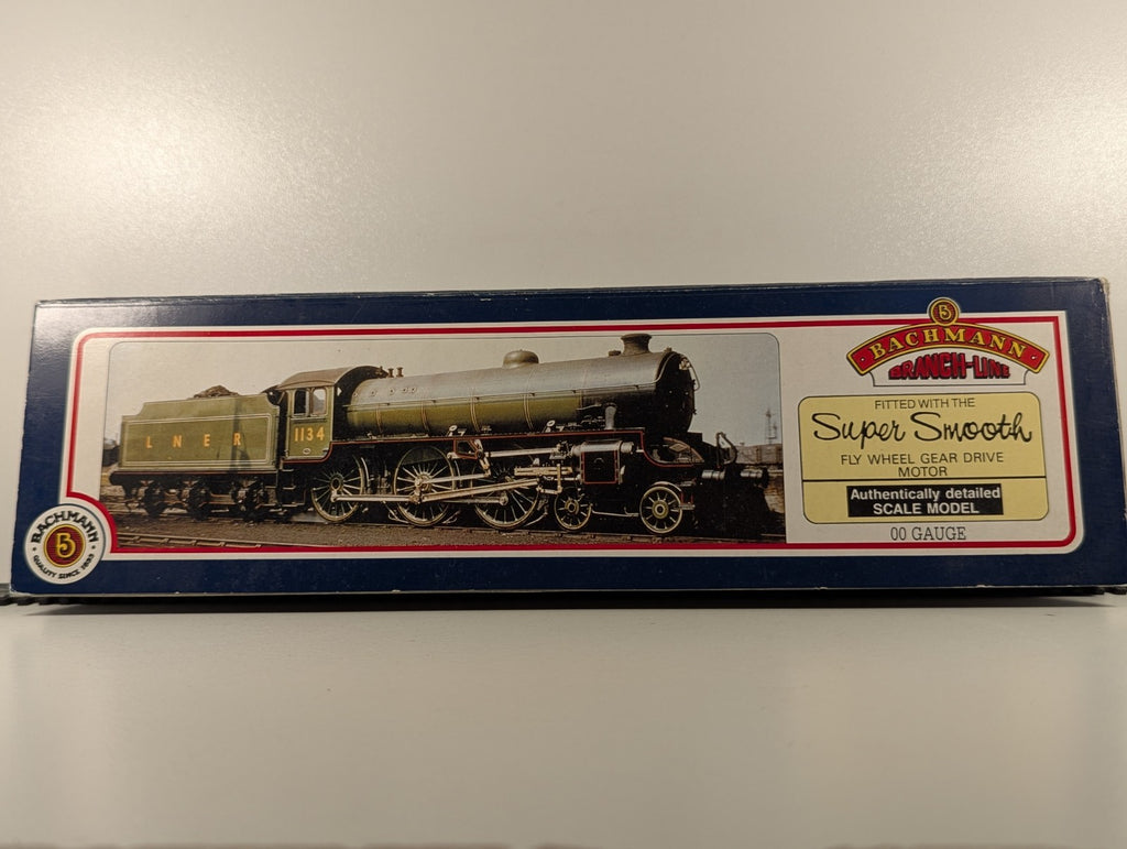 Bachmann OO Gauge Thompson Class B1 'Viscount Ridley' Steam Locomotive