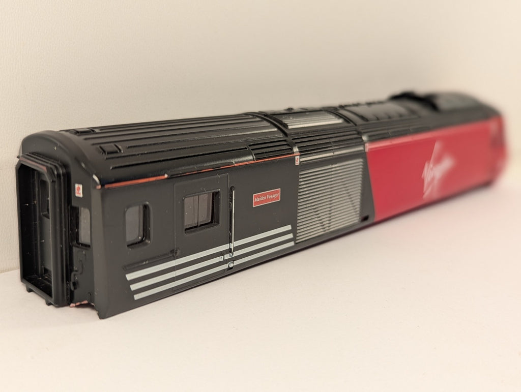 Hornby R2045 OO Gauge Class 43 HST Power Car Body Shell Virgin Livery
