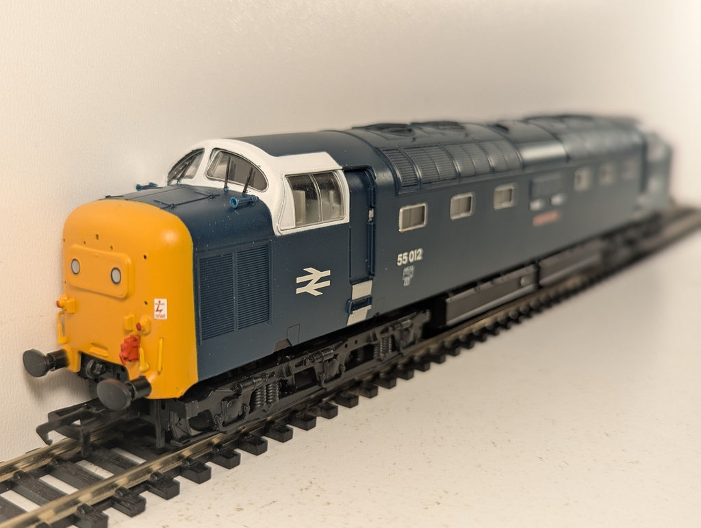 Bachmann OO Gauge Class 55 Deltic 55 012 'Crepello' Diesel Locomotive 55012