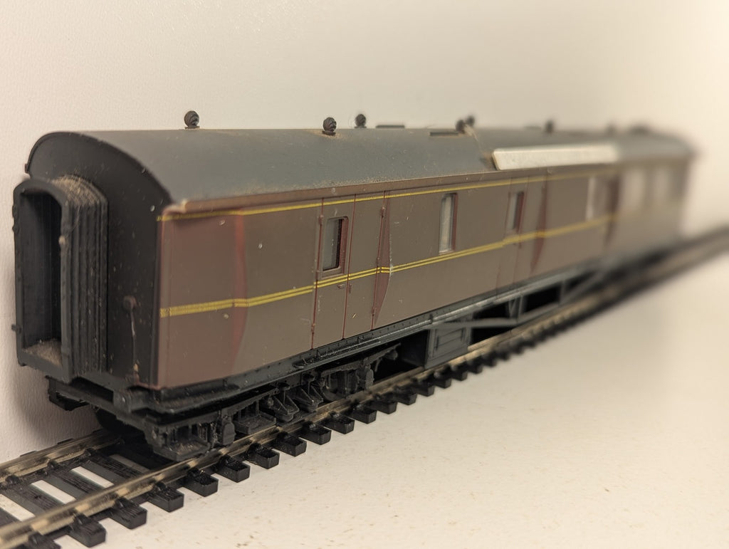 Airfix OO Gauge Centenary Brake Third Coach Passenger Coach W 4576 W