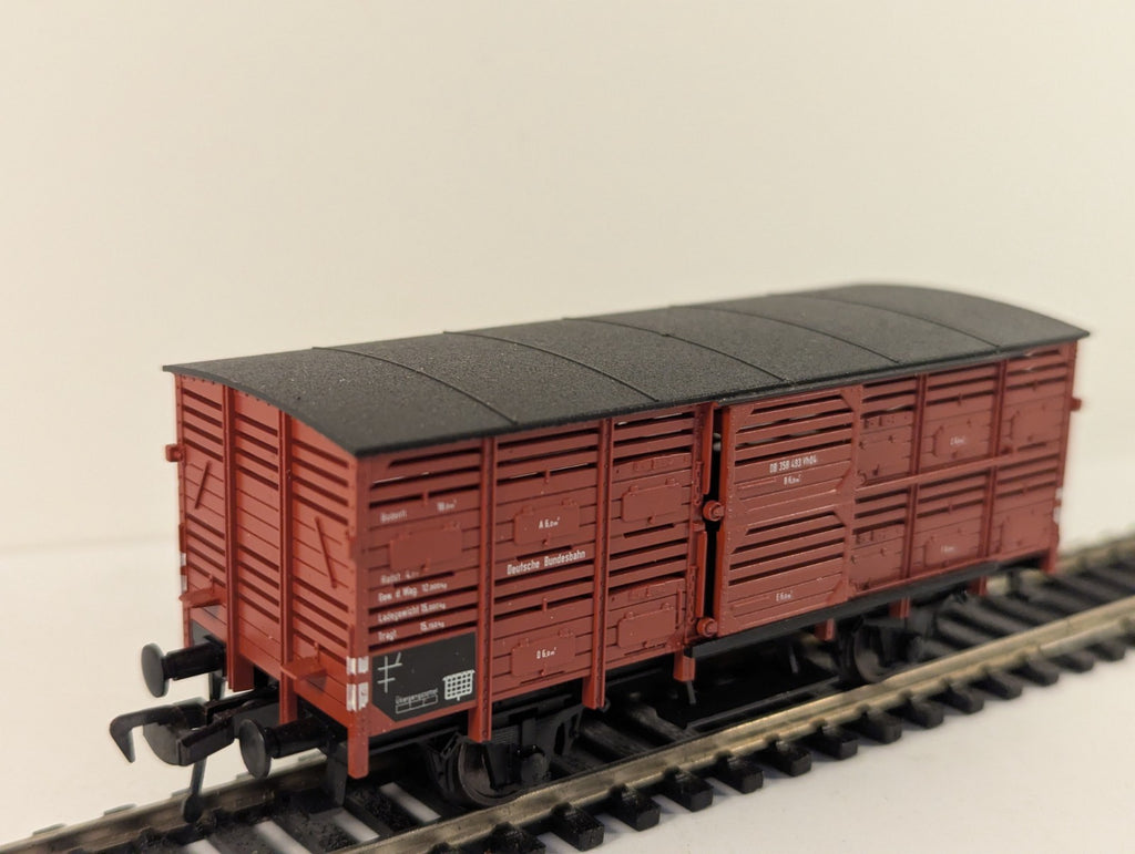 Fleischmann 5354 HO Gauge Red DRG Kleinviehwagen Boxed