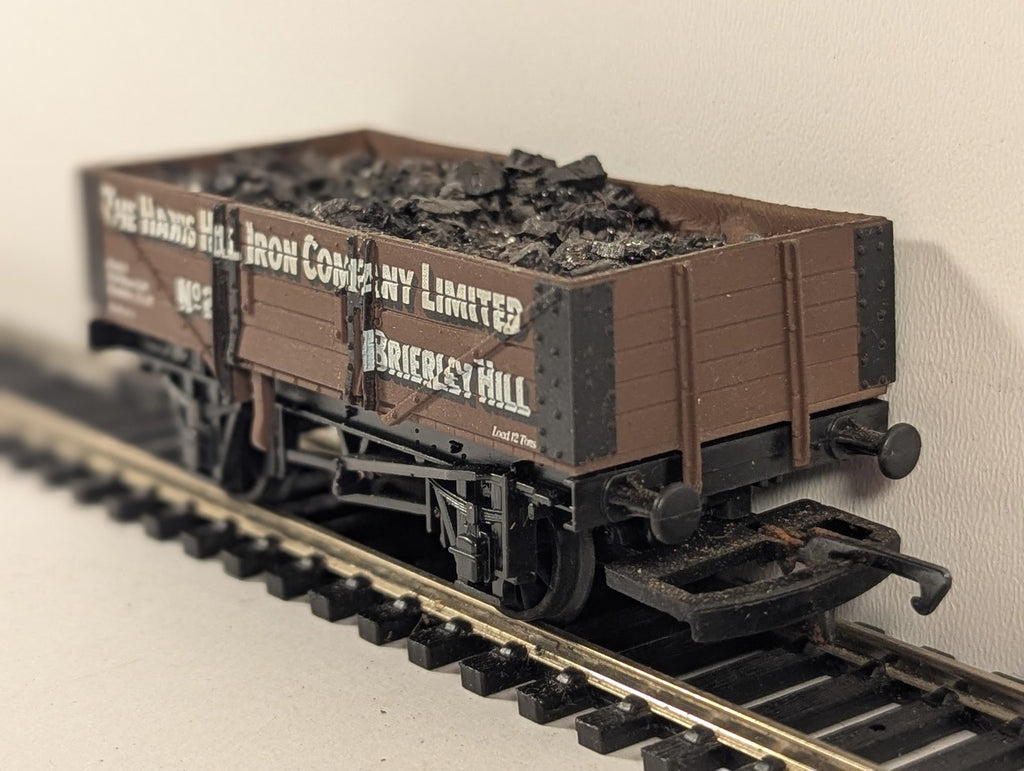 Airfix OO Gauge 5 Plank Wagon 'Harts Hill Iron Company' Goods Wagon 2