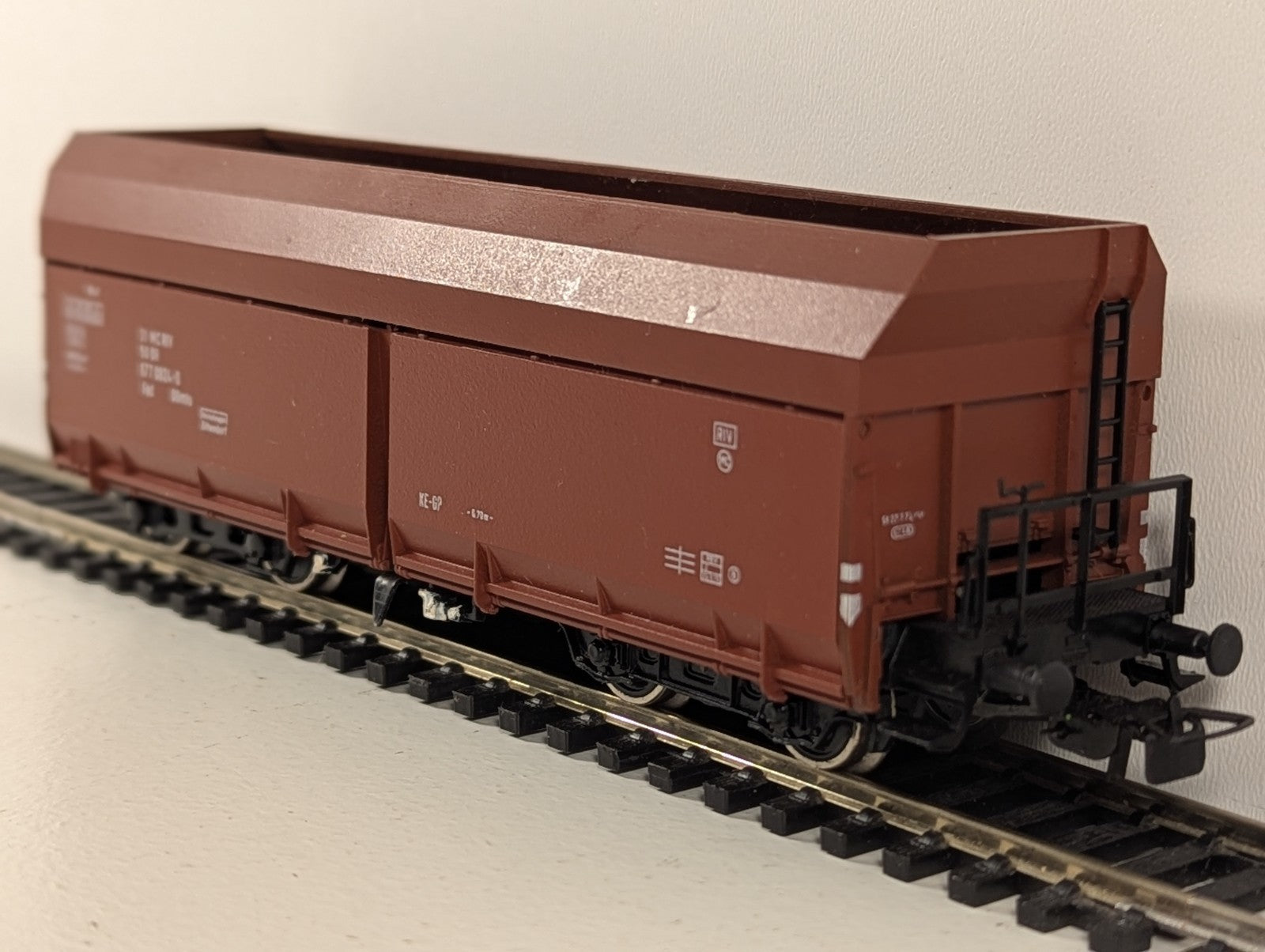 Piko 5-6426-01 HO Gauge DR Self-Unloading Hopper Wagon