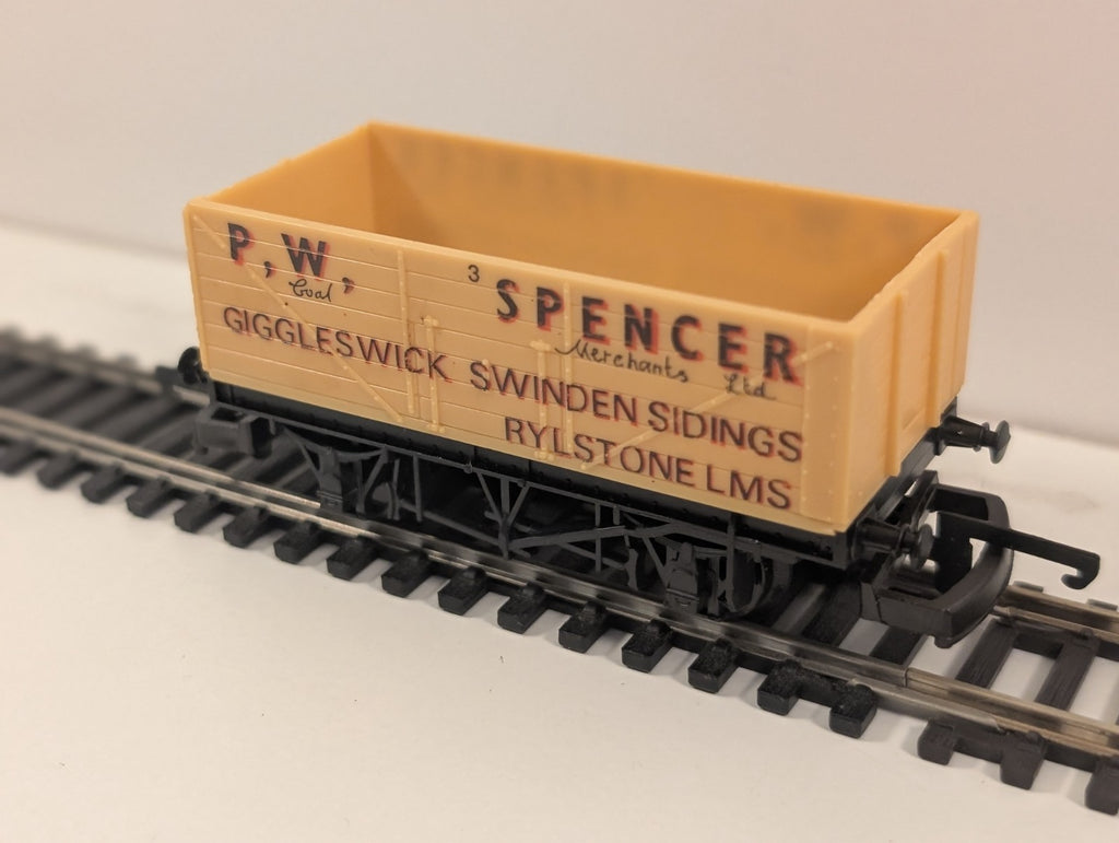 Lima 305632 7-Plank Open Wagon – “P.W. Spencer” Livery – OO Gauge