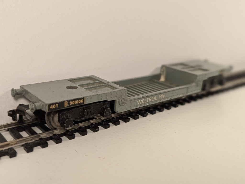 Hornby Dublo 40-Ton Bogie Well Wagon