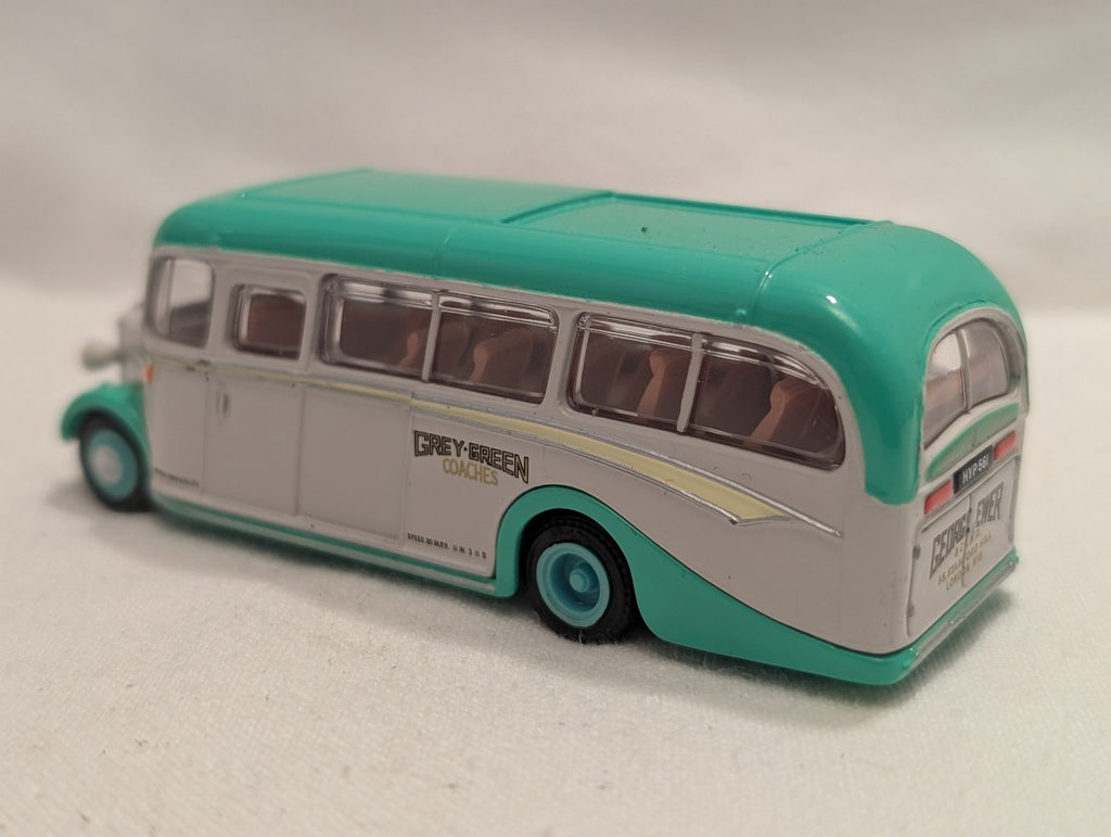 EFE 1:76 Scale Bedford OB Coach Die-cast Coach HYP 561 Grey-Green