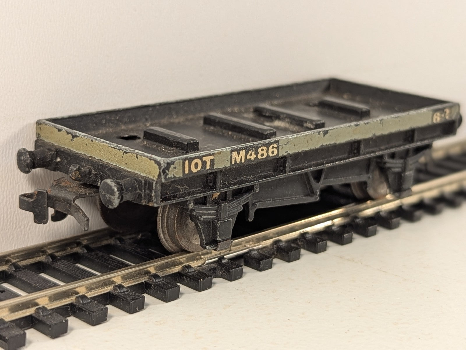 Hornby Dublo OO Gauge Low Sided Wagon Goods Wagon M486 BR Grey D1