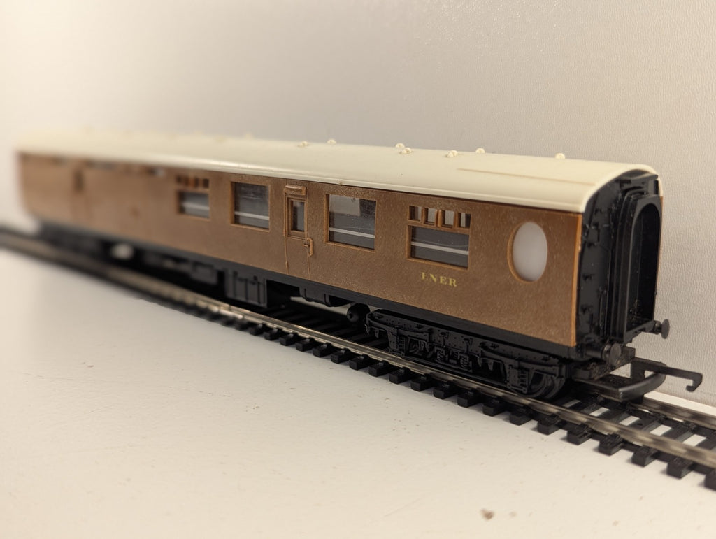 Tri-ang Hornby R746 OO Gauge LNER Thompson Third Class Brake Coach