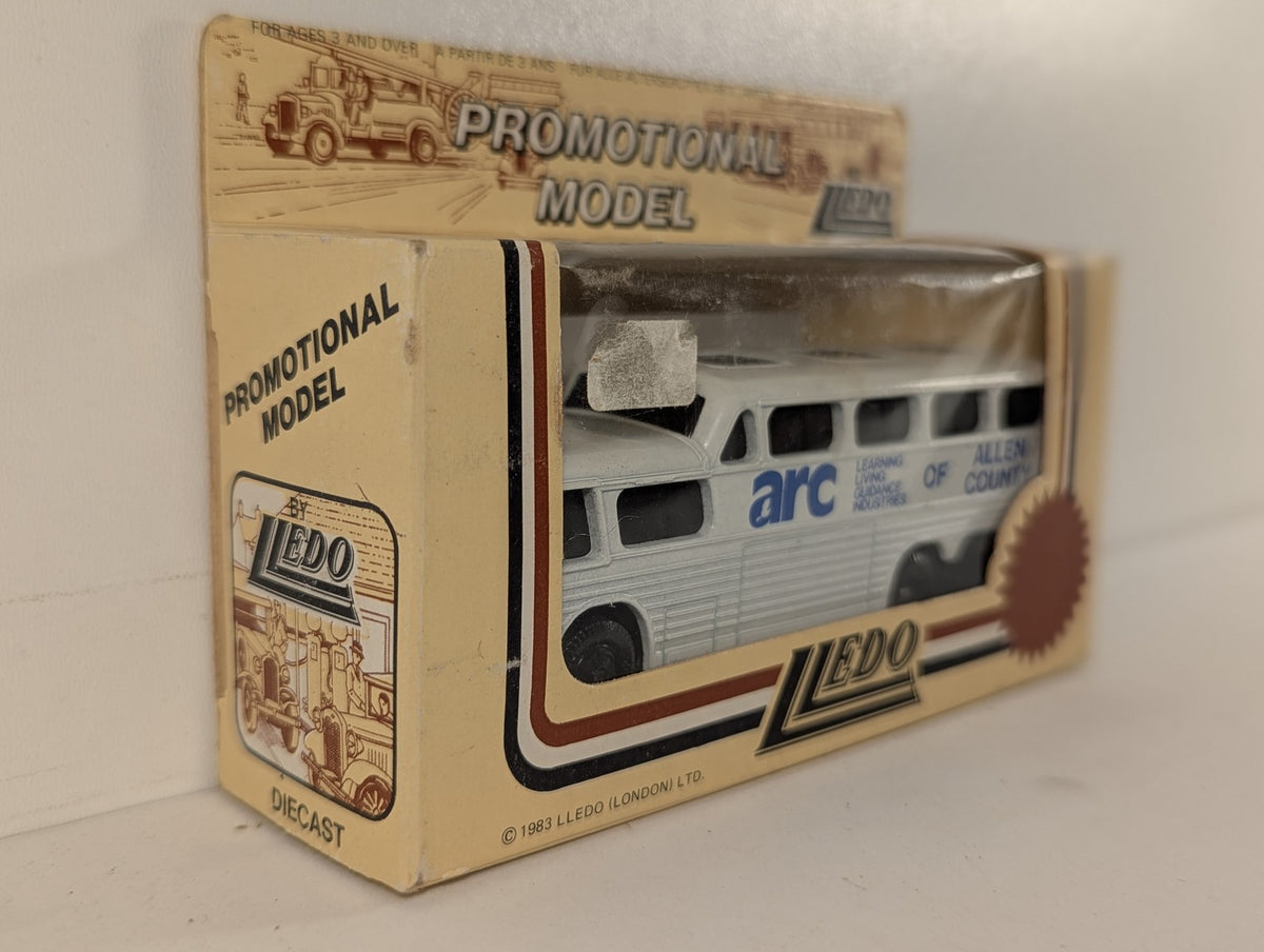 Lledo GM Scenicruiser Bus Die-cast Model Bus arc of Allen County