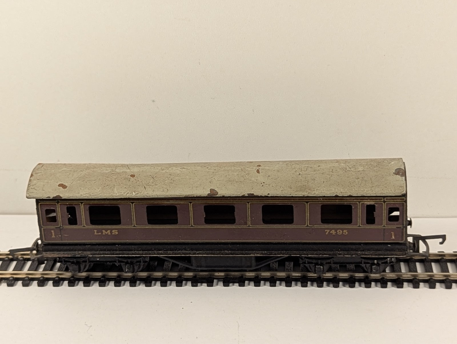 Trix LMS Tinplate 1st Class Composite Coach - Damaged Roof & Chipped Paint
