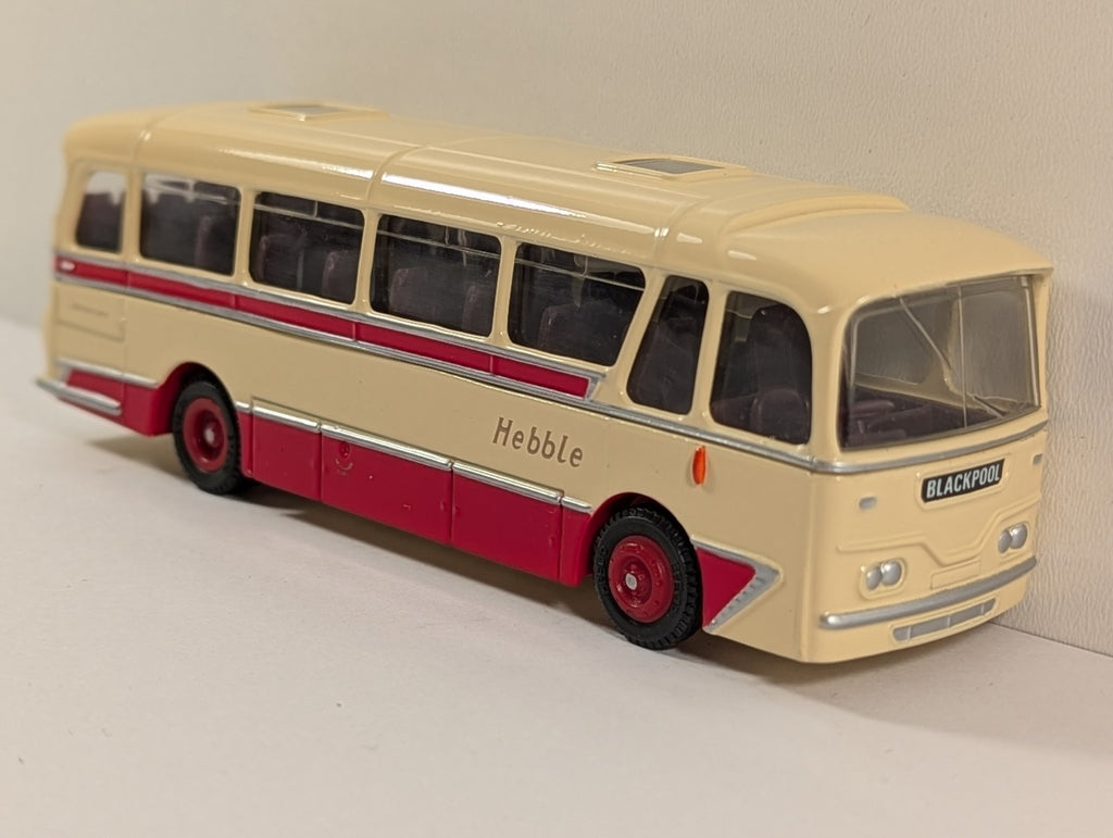 Exclusive First Editions (EFE) 12103 Harrington Cavalier Coach – Hebble Livery