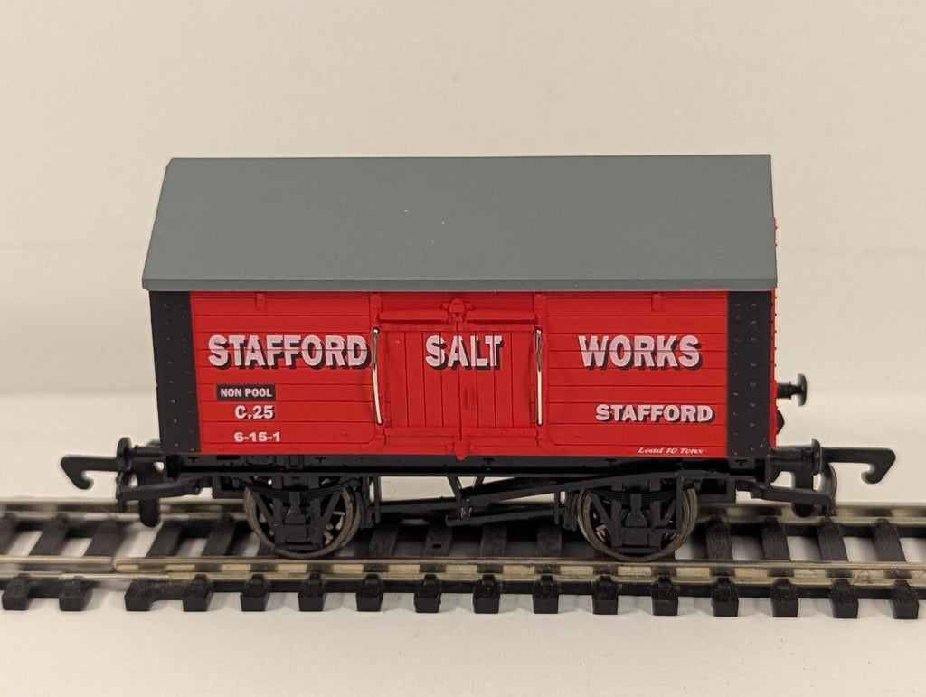 Dapol OO Gauge Stafford Salt Works Salt Van Goods Wagon C.25 B635