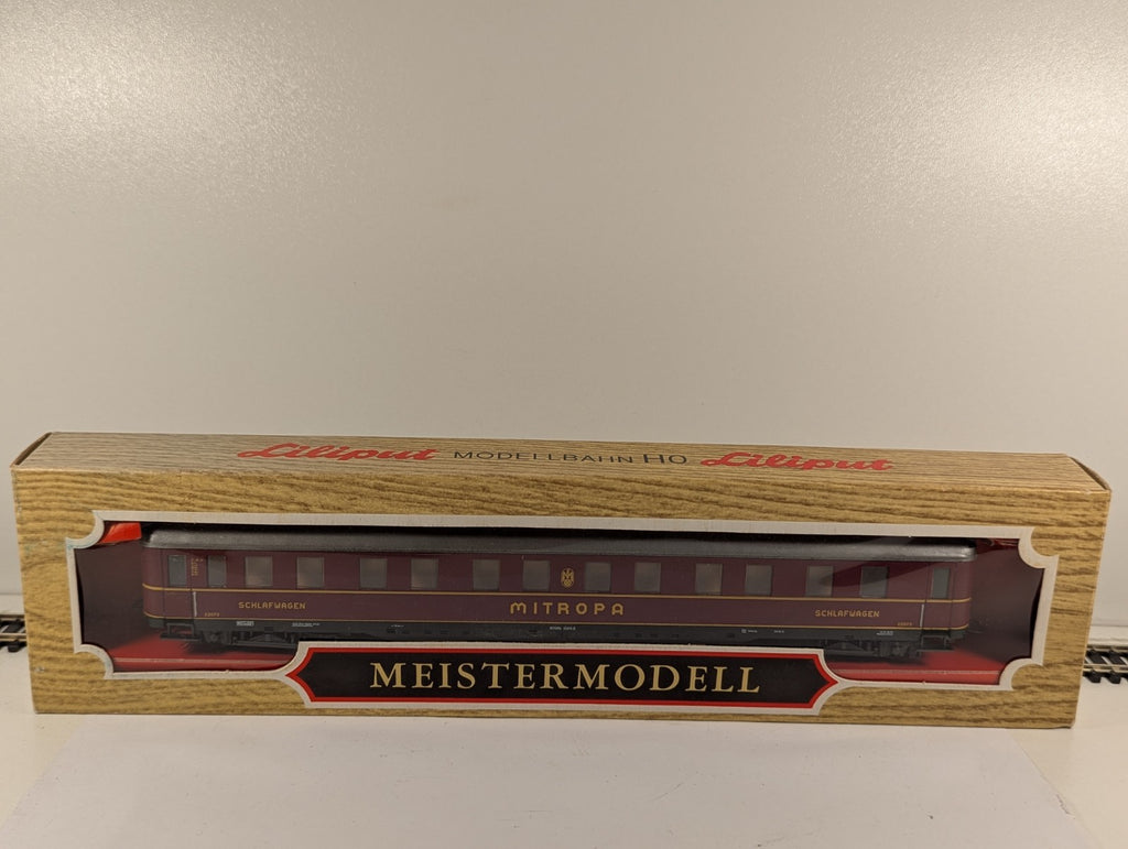 Liliput 83702 HO Gauge Red DR MITROPA Dining Car Boxed