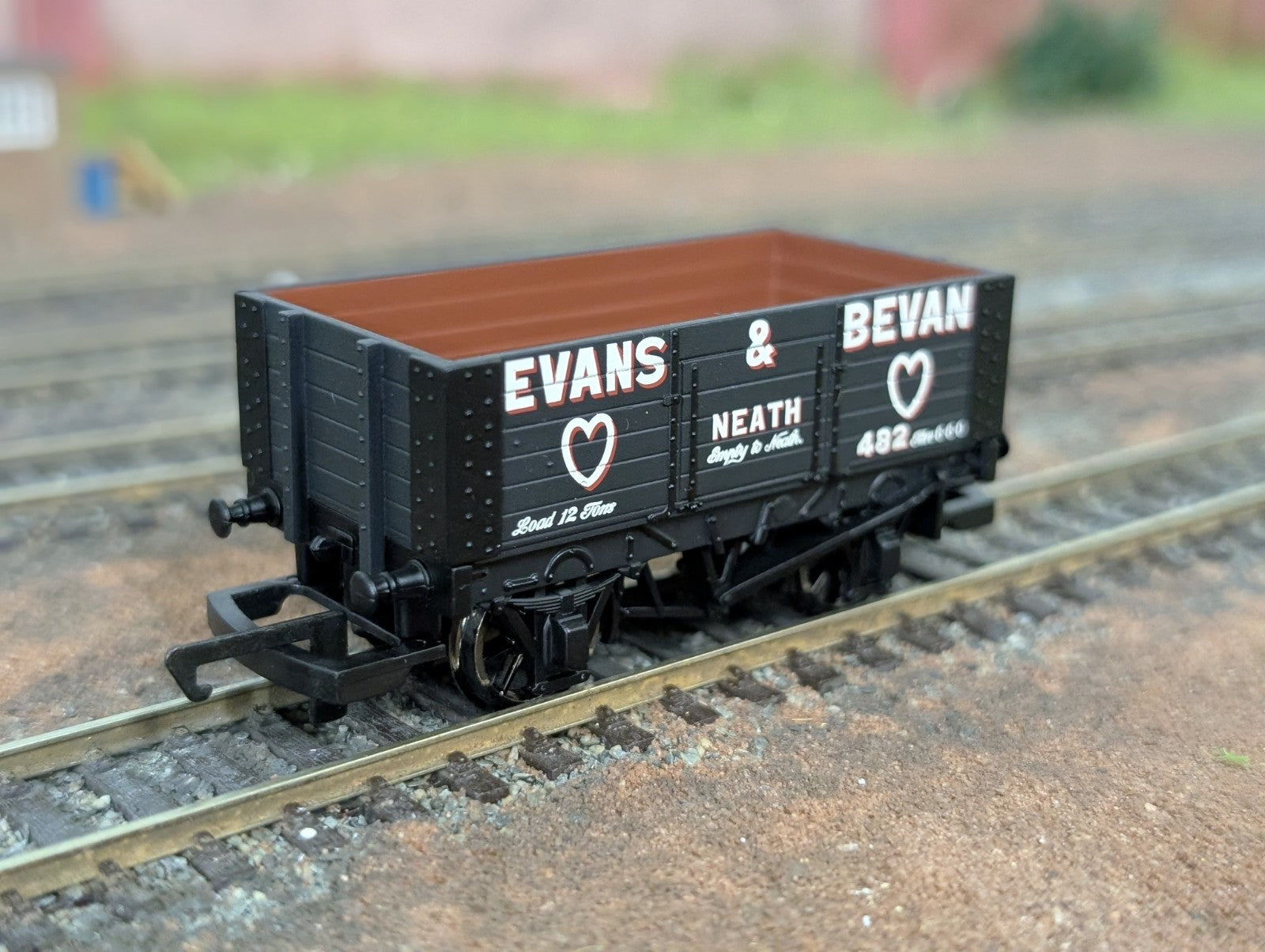 Hornby R142 OO Gauge Evans & Bevan Open Wagon
