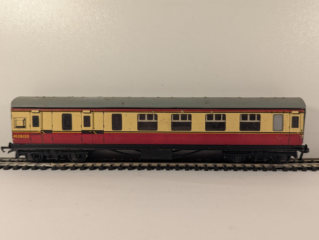 Hornby Dublo OO Gauge D12 BR Brake Third Corridor Coach Passenger Coach M 26133