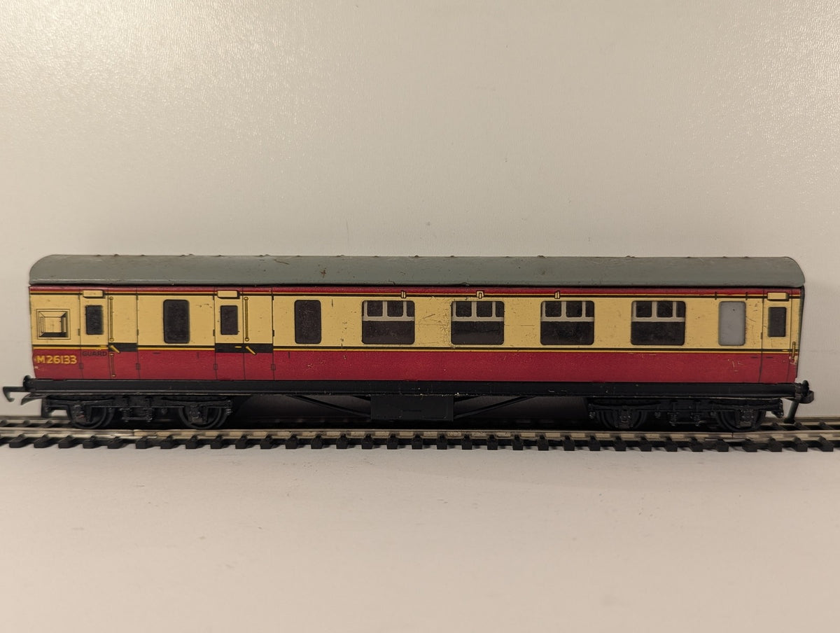 Hornby Dublo OO Gauge D12 BR Brake Third Corridor Coach Passenger Coach M 26133