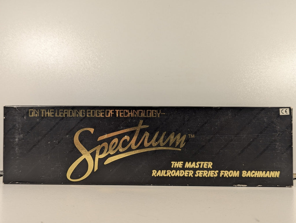 Bachmann HO Gauge Union Pacific Heavyweight Passenger Coach 1128