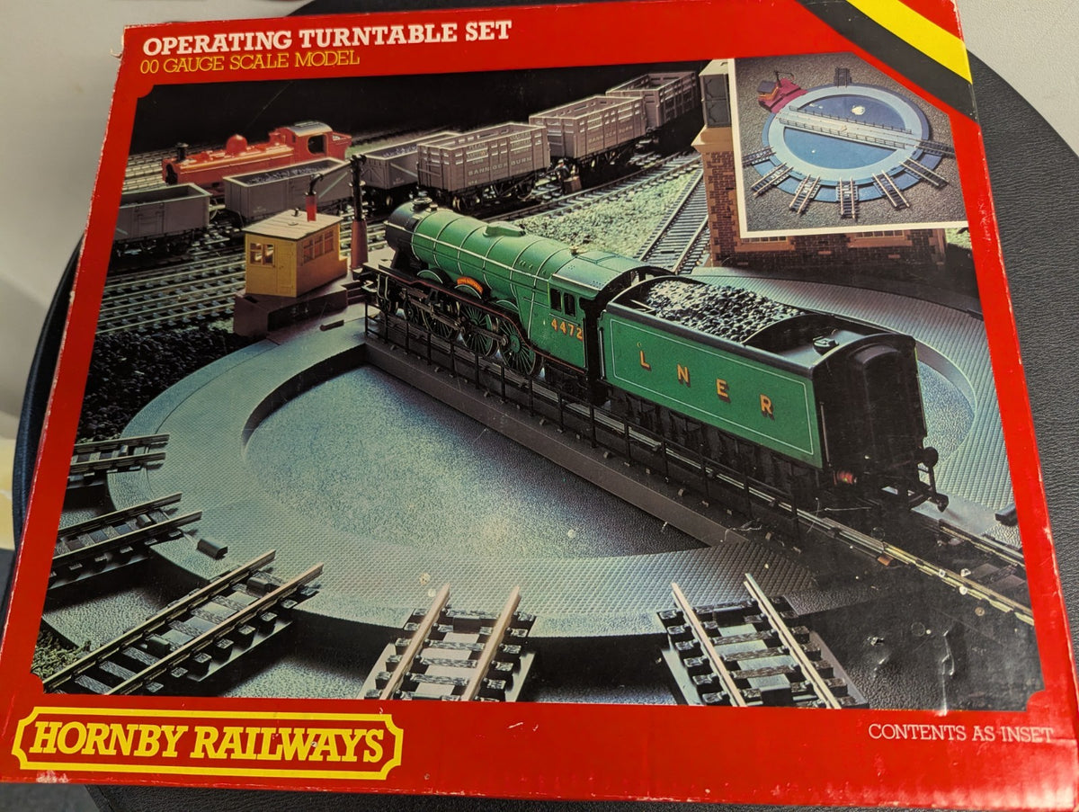 Hornby Railways R410 Operating Turntable Set Boxed, Missing Hut