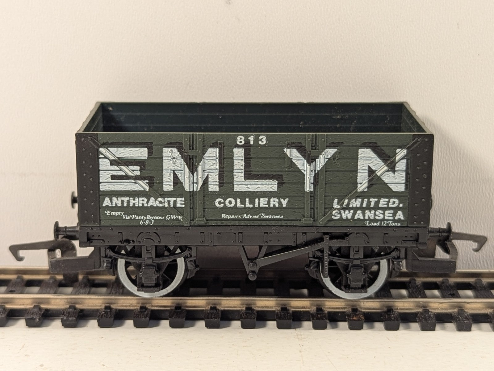 Hornby Railways R.118 OO Gauge "Emlyn" Open Wagon - Boxed