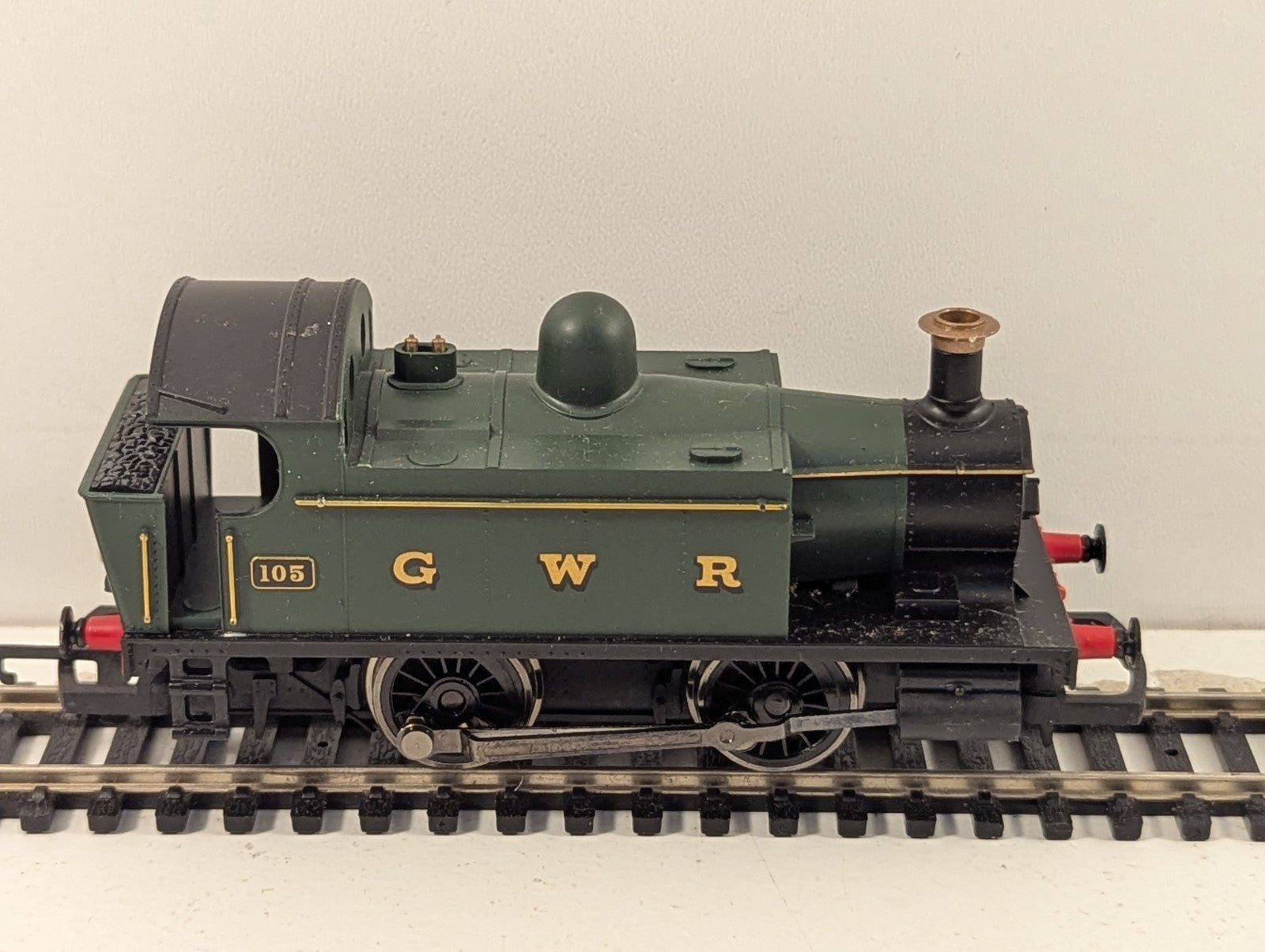 Hornby R1109 OO Gauge GWR Holden Class 101 No. 105