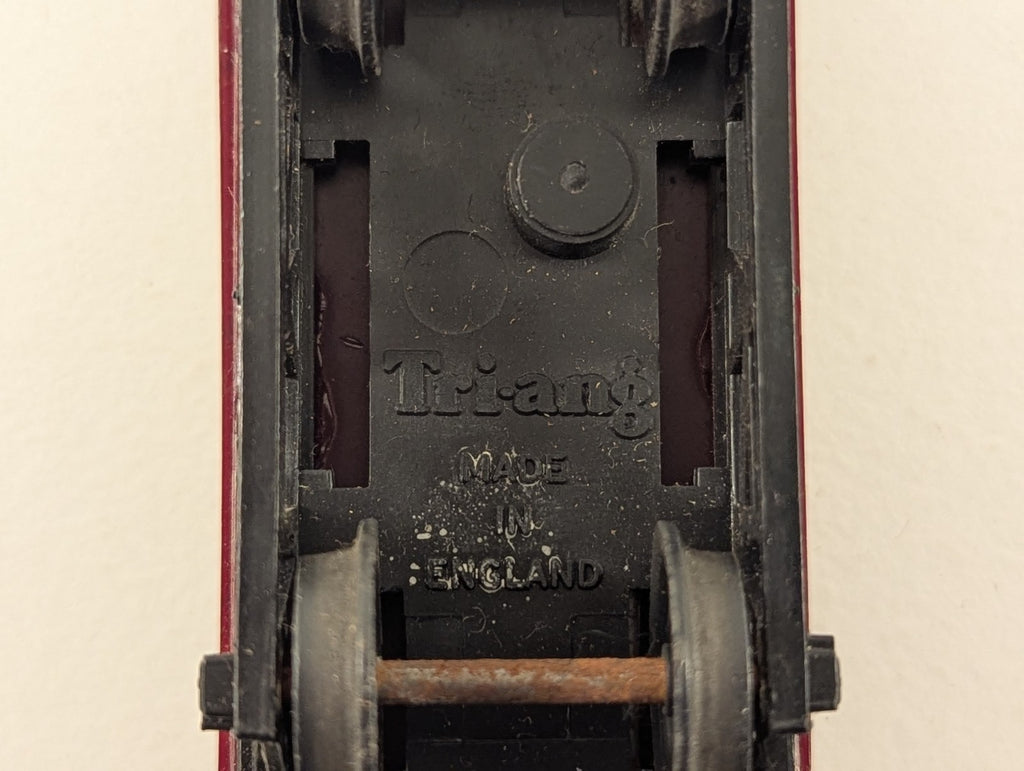 Tri-ang R113 OO Gauge Maroon Drop Side Goods Wagon