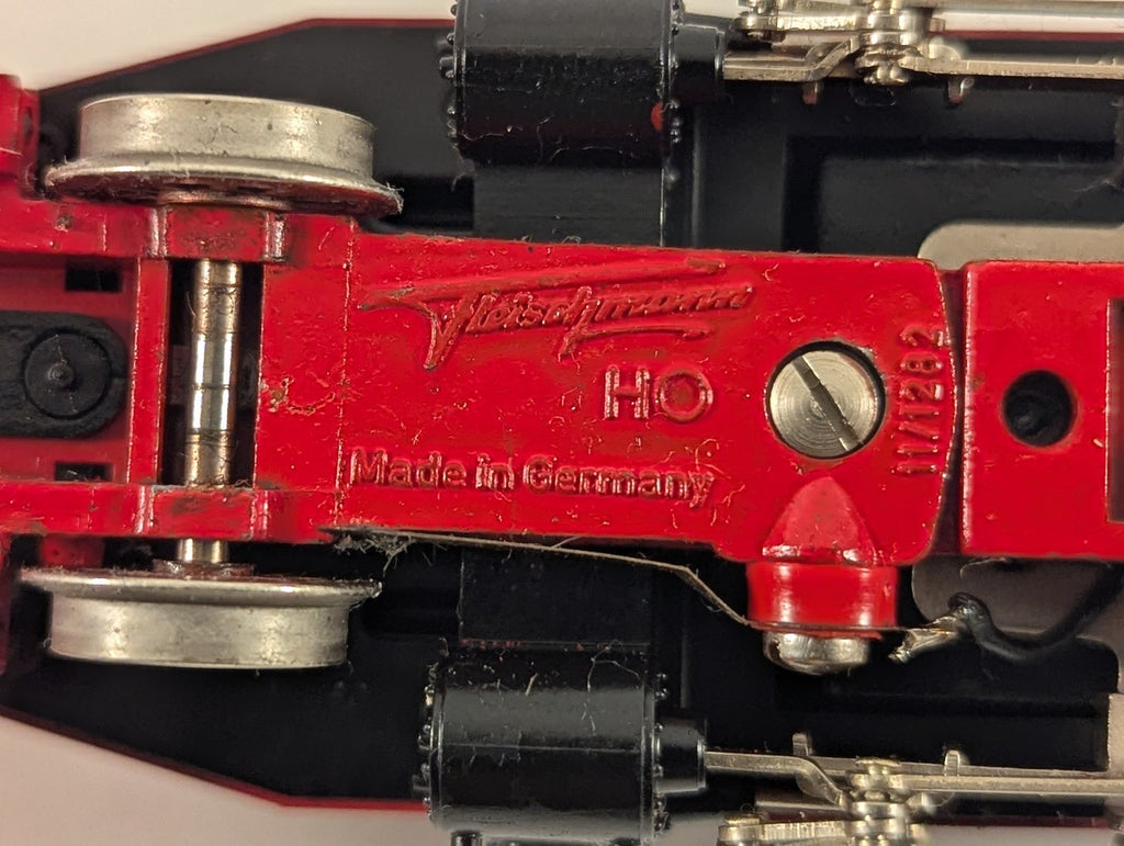 Fleischmann HO Gauge DB Class 70 70091 DB black and red