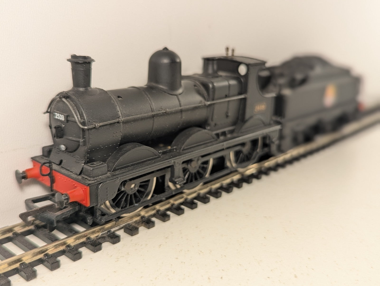 Mainline OO Gauge Class 2301 (Dean Goods) Steam Locomotive 2538 BR Black