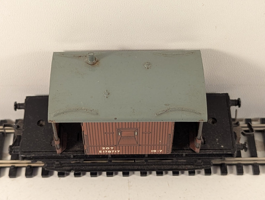 Hornby Dublo OO Gauge Tinplate 20 Ton Goods Brake Van