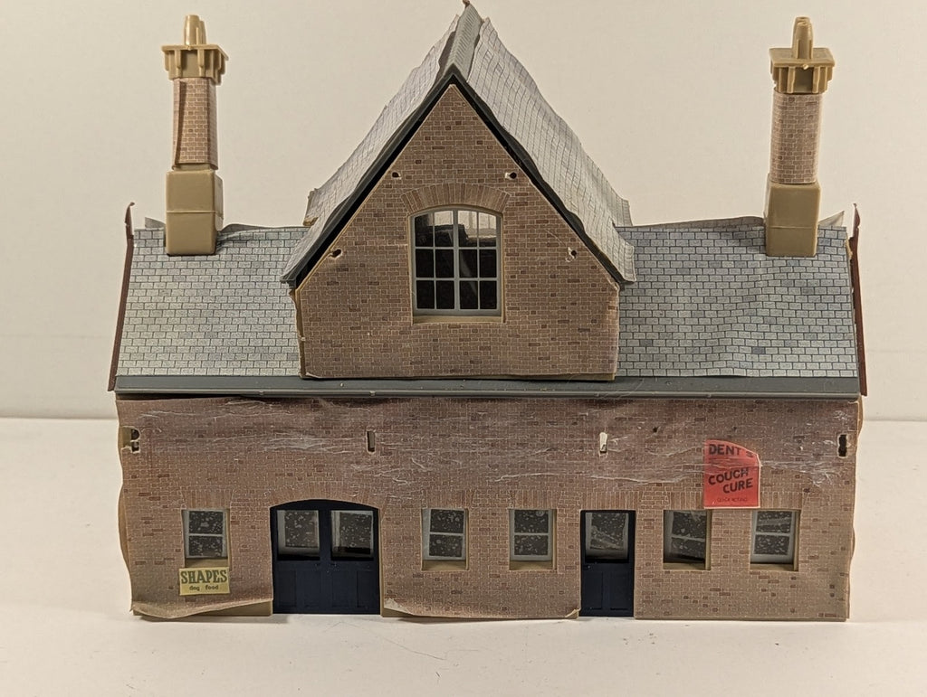 Tri-ang OO Gauge Goods Shed Buildings Brick