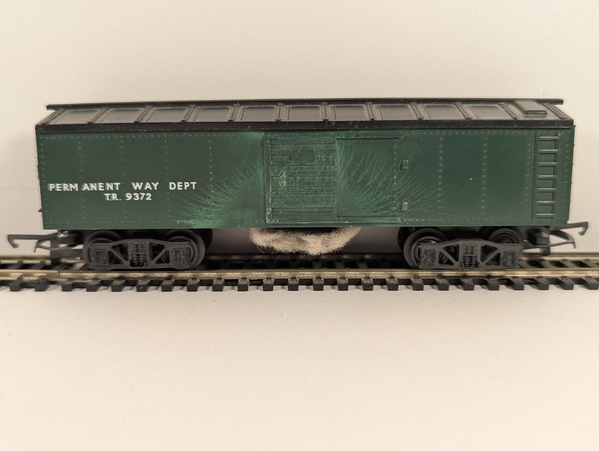 Tri-ang OO Gauge Track Cleaning Car Rolling Stock T.R. 9372 Permanent Way Green